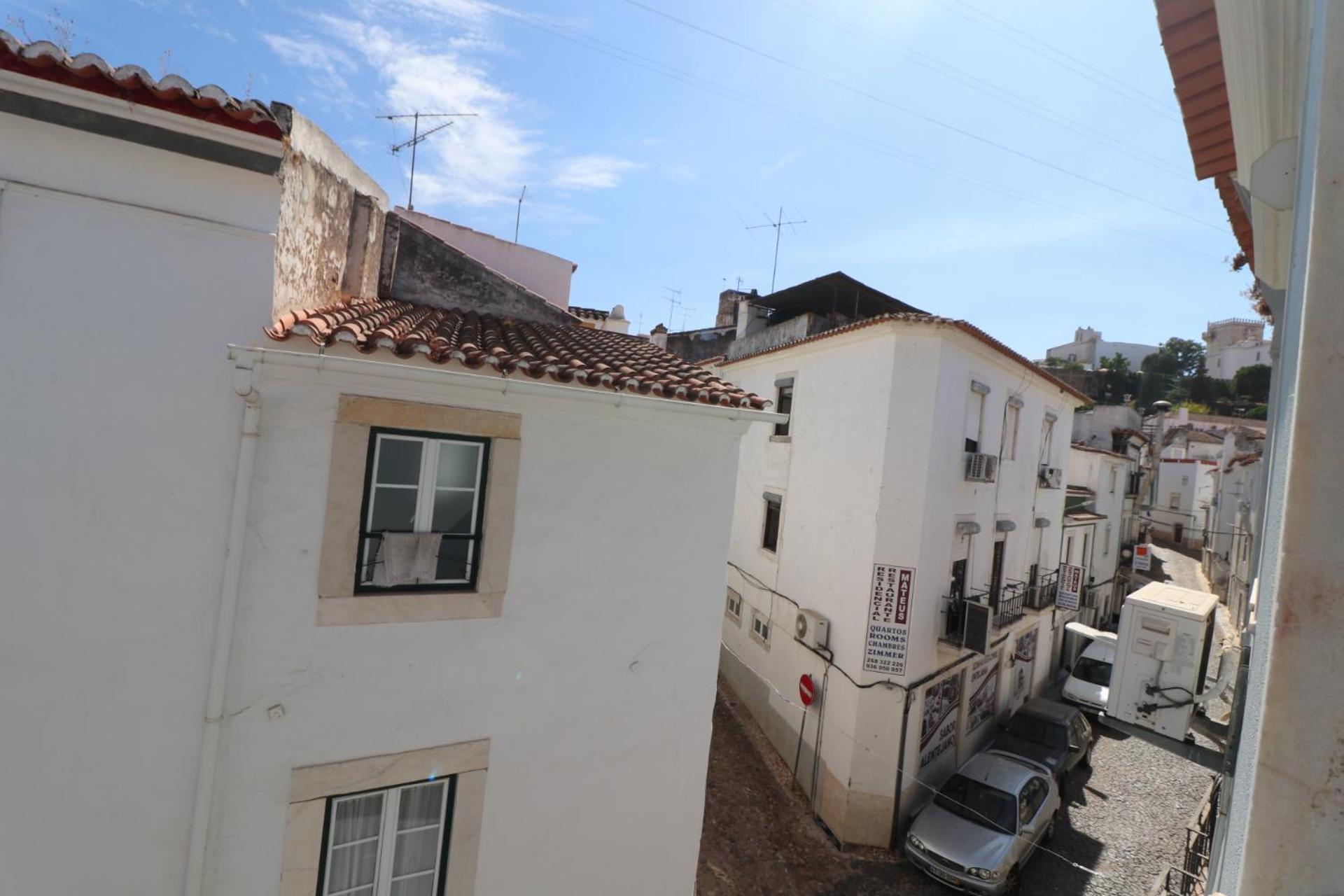 Residencial Miguel Jose Hotel Estremoz Exterior photo